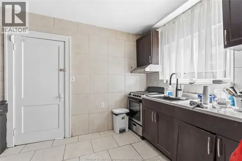 326-328 Partington Avenue Windsor ON N9B 2N5