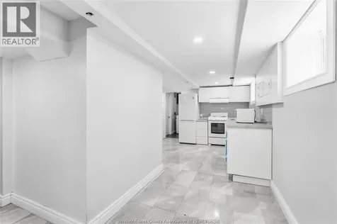 326-328 Partington Avenue Windsor ON N9B 2N5