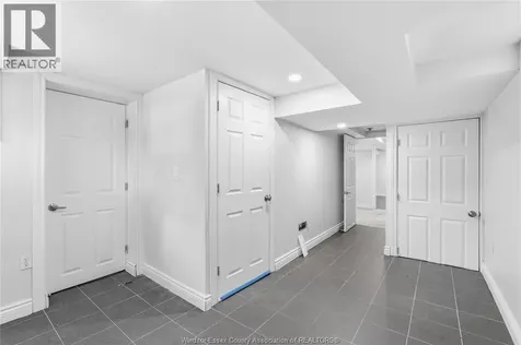 326-328 Partington Avenue Windsor ON N9B 2N5