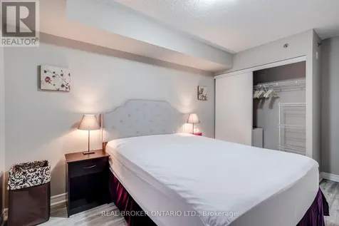 35 Saranac Boulevard Toronto (englemount-lawrence) ON M6A 2G4