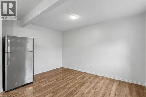 53 Kinsey Street St. Catharines ON L2S 1E2