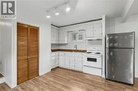 53 Kinsey Street St. Catharines ON L2S 1E2