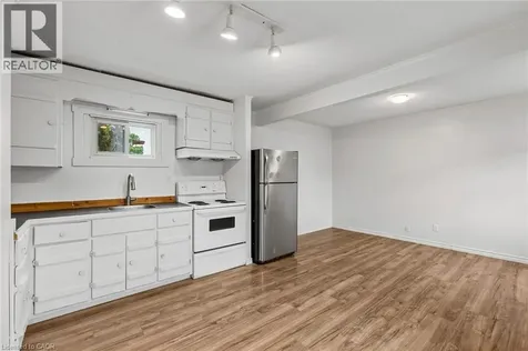 53 Kinsey Street St. Catharines ON L2S 1E2