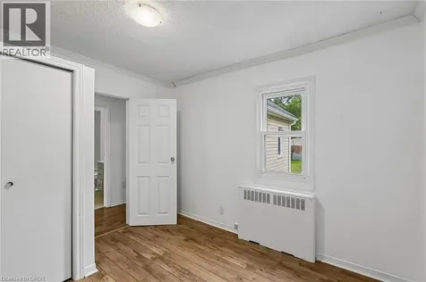 53 Kinsey Street St. Catharines ON L2S 1E2