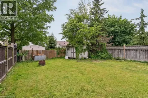 53 Kinsey Street St. Catharines ON L2S 1E2