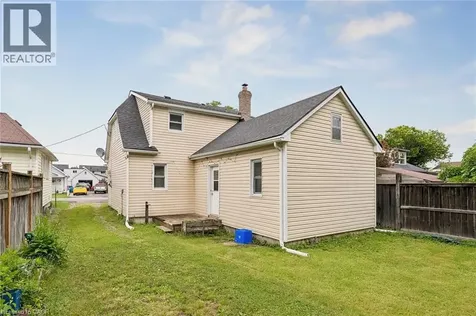 53 Kinsey Street St. Catharines ON L2S 1E2