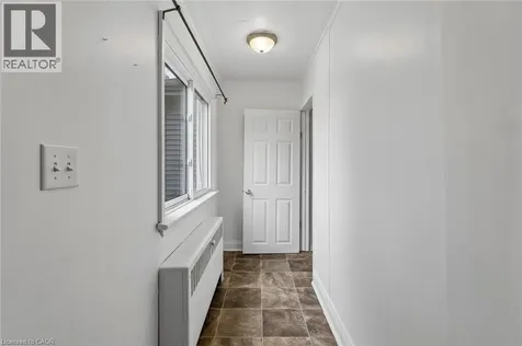 53 Kinsey Street St. Catharines ON L2S 1E2