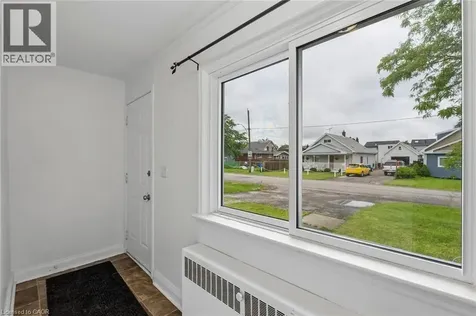 53 Kinsey Street St. Catharines ON L2S 1E2