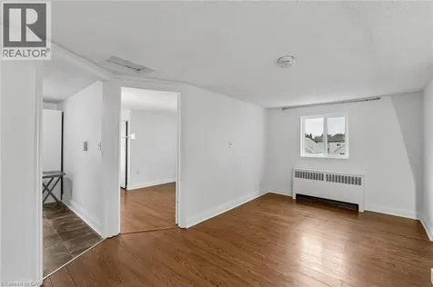 53 Kinsey Street St. Catharines ON L2S 1E2