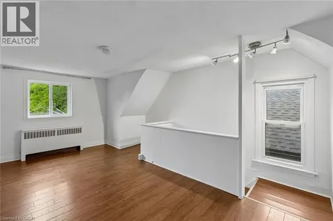53 Kinsey Street St. Catharines ON L2S 1E2