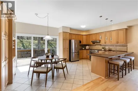 227 Chestnut Hill Crescent Kitchener ON N2P 2X3