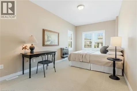 227 Chestnut Hill Crescent Kitchener ON N2P 2X3