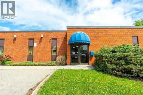 1420 Lougar Avenue Sarnia ON N7S 5N4