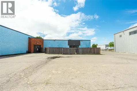 1420 Lougar Avenue Sarnia ON N7S 5N4