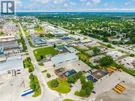 1420 Lougar Avenue Sarnia ON N7S 5N4