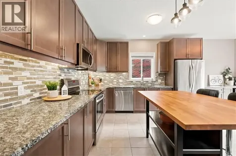 921 Eden Oak Court Kitchener ON N2A 0H4