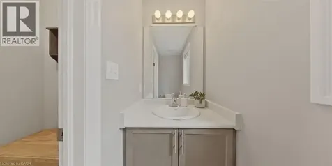 921 Eden Oak Court Kitchener ON N2A 0H4