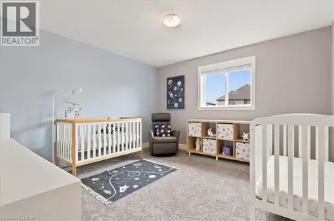 921 Eden Oak Court Kitchener ON N2A 0H4