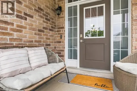 921 Eden Oak Court Kitchener ON N2A 0H4
