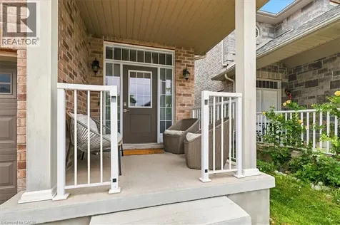 921 Eden Oak Court Kitchener ON N2A 0H4