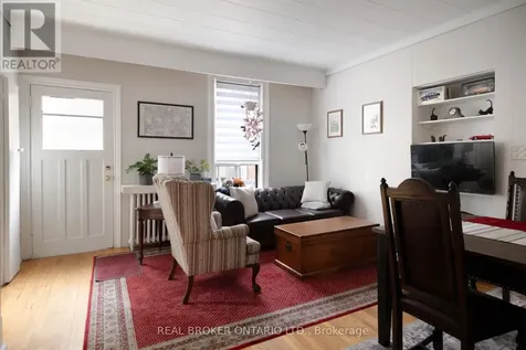 33 Atlas Avenue Toronto (humewood-cedarvale) ON M6C 3N8