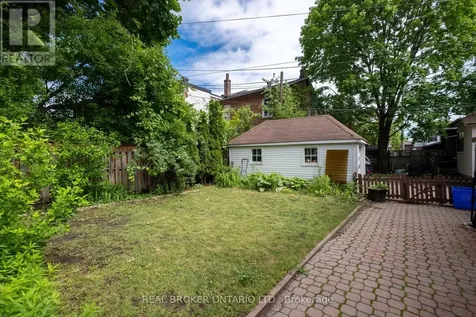 33 Atlas Avenue Toronto (humewood-cedarvale) ON M6C 3N8