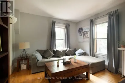 33 Atlas Avenue Toronto (humewood-cedarvale) ON M6C 3N8