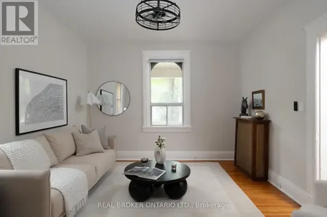 33 Atlas Avenue Toronto (humewood-cedarvale) ON M6C 3N8