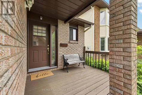 1797 Bromont Way Ottawa ON K1C 5J7