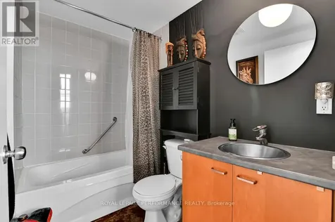 383 Cumberland Street North Ottawa ON K1N 1J7
