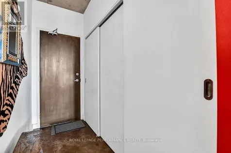 383 Cumberland Street North Ottawa ON K1N 1J7