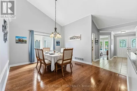 38 Settler's Ridge Way Ottawa ON K2J 4V2