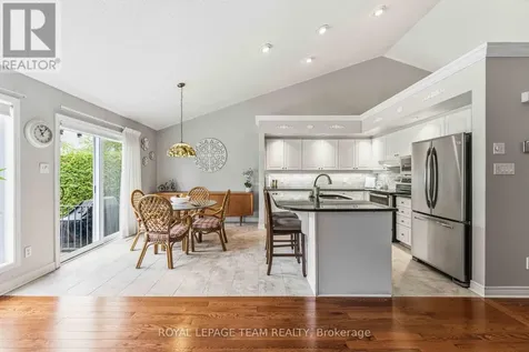 38 Settler's Ridge Way Ottawa ON K2J 4V2