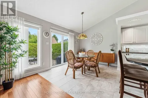 38 Settler's Ridge Way Ottawa ON K2J 4V2
