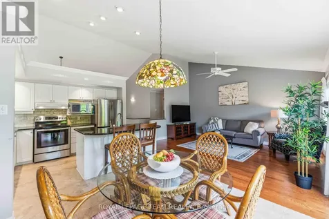 38 Settler's Ridge Way Ottawa ON K2J 4V2
