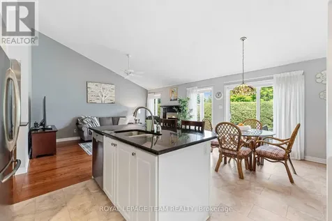 38 Settler's Ridge Way Ottawa ON K2J 4V2