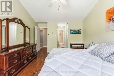 38 Settler's Ridge Way Ottawa ON K2J 4V2