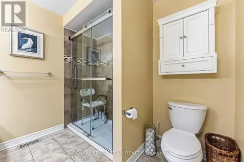38 Settler's Ridge Way Ottawa ON K2J 4V2