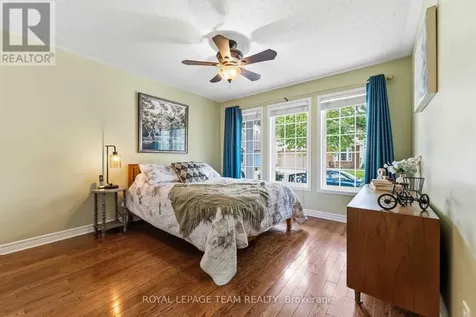 38 Settler's Ridge Way Ottawa ON K2J 4V2