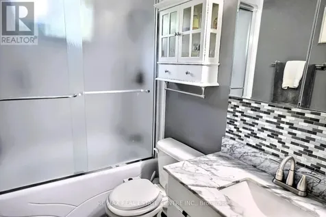 541 Parkview Crescent Cambridge ON N3H 4Z9