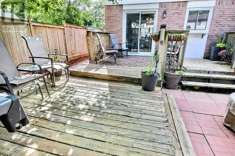 541 Parkview Crescent Cambridge ON N3H 4Z9