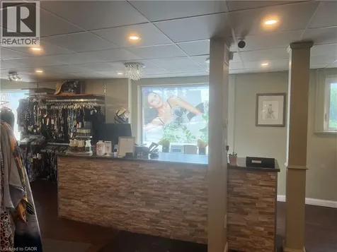 745 King Street East Kitchener ON N2G 2M4