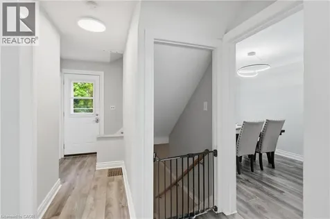 160 East 36th Street Hamilton ON L8V 3Z4