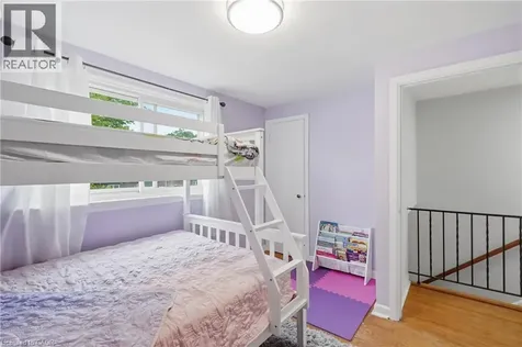160 East 36th Street Hamilton ON L8V 3Z4