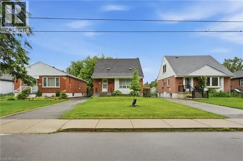 160 East 36th Street Hamilton ON L8V 3Z4