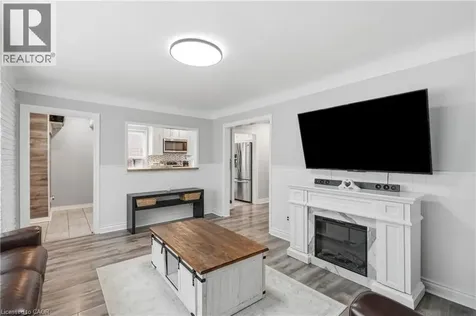 160 East 36th Street Hamilton ON L8V 3Z4