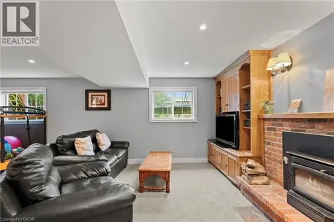 38 Killins Street Smithville ON L0R 2A0