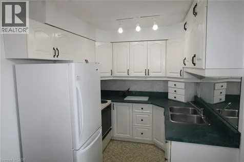 225 Harvard Place Waterloo ON N2J 4H4