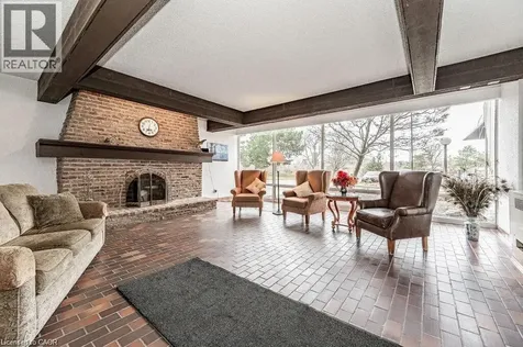 225 Harvard Place Waterloo ON N2J 4H4