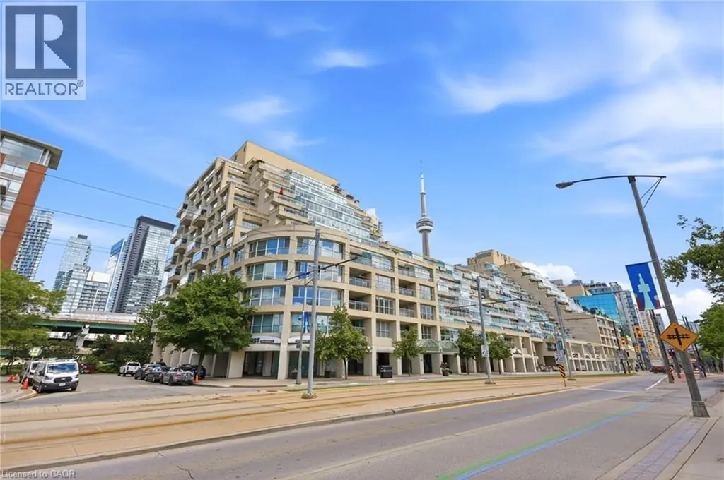 460 Queens Quay Way Toronto ON M5V 2Y5